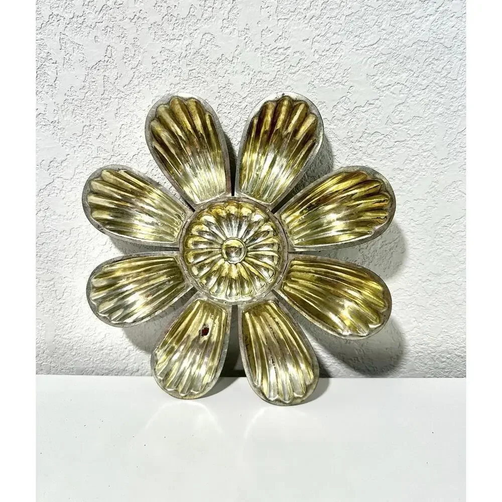 Vintage Tart Tin Daisy Flower Brass Color Stainless Steel Plate Serving Tray